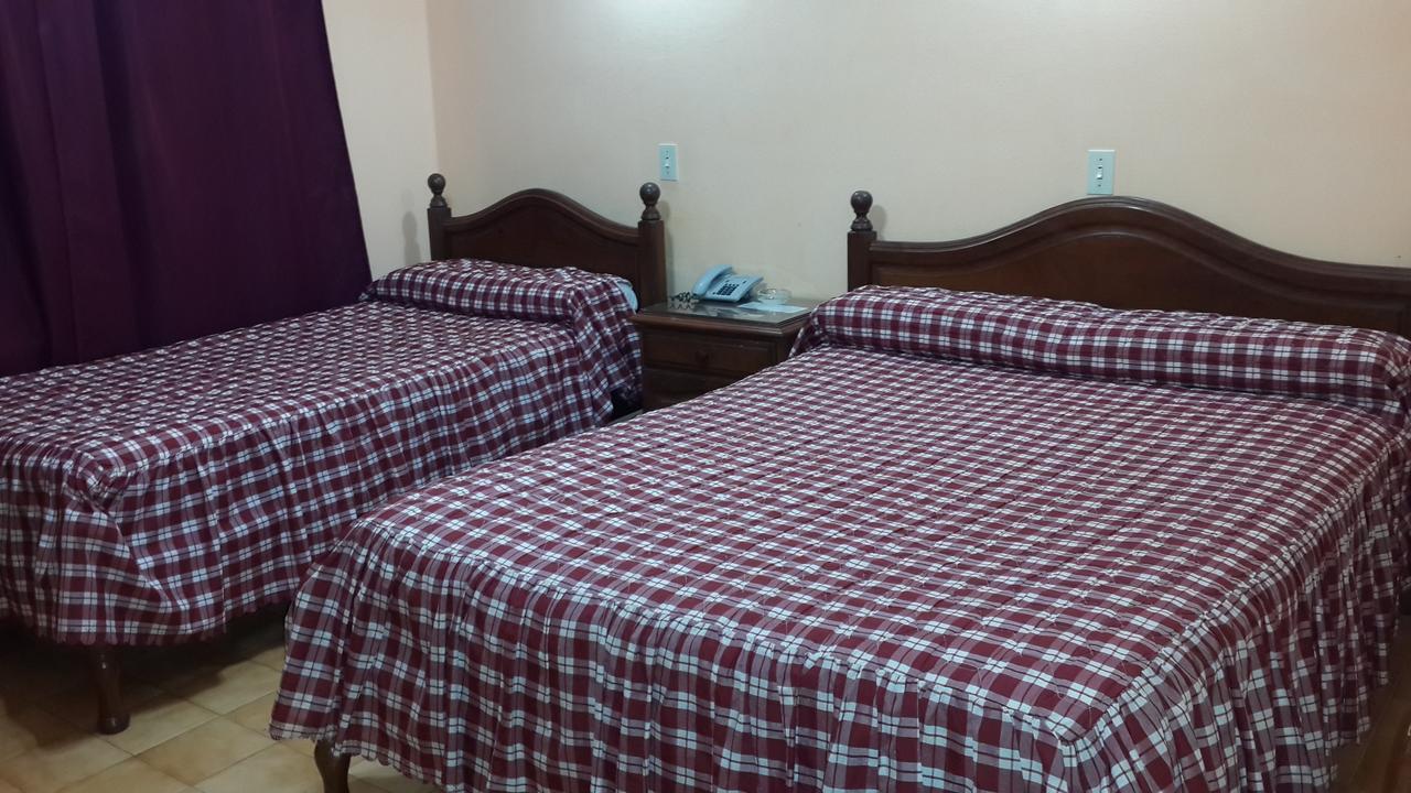 Gran Hotel Arauco Aimogasta Zimmer foto